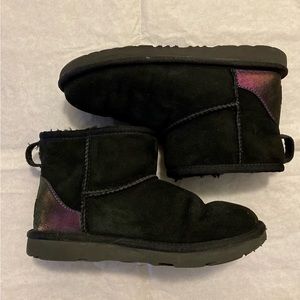 Ugg mini black